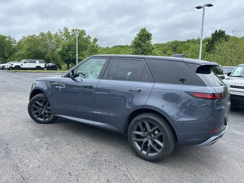 Used 2024 Land Rover Range Rover Sport Dynamic SE AWD/4WD image 3