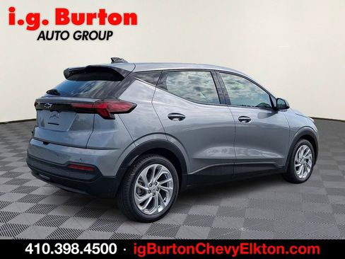 New 2027 Chevrolet Bolt LT w/ Comfort Package FWD image 4