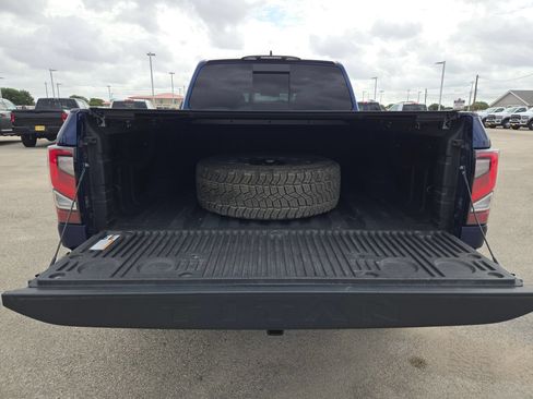 Used 2024 Nissan Titan PRO-4X w/ Pro-4x Convenience Package AWD/4WD image 25