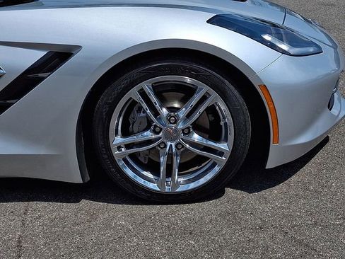 Used 2016 Chevrolet Corvette Stingray Coupe w/ Battery Protection Package RWD image 10