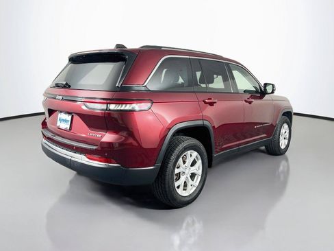 Used 2023 Jeep Grand Cherokee Limited AWD/4WD image 6