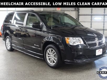 Used 2015 Dodge Grand Caravan SXT w/ UConnect Hands-Free Group