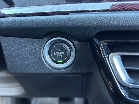 Used 2025 Chevrolet Traverse RS w/ LPO, Floor Liner Package image 28