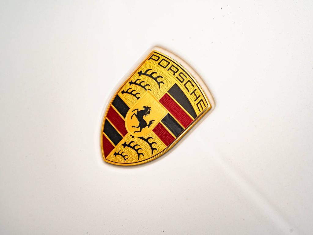 Certified 2026 Porsche Macan AWD/4WD image 15