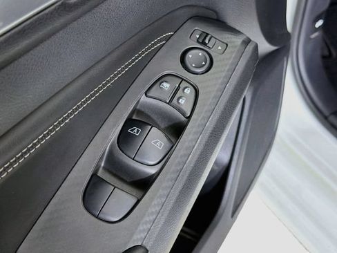 Used 2019 Nissan Altima 2.5 SV AWD/4WD image 19