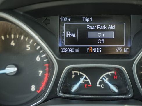 Used 2017 Ford Escape Titanium FWD image 43
