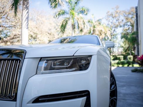 Used 2022 Rolls-Royce Ghost Black Badge AWD/4WD image 22