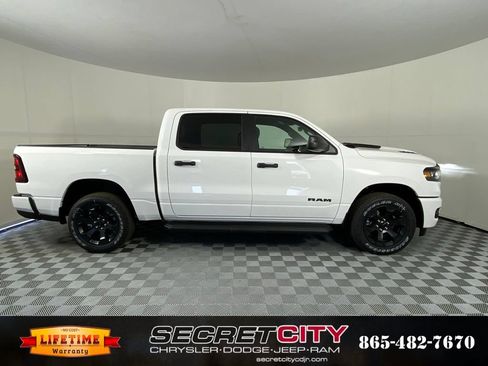 New 2026 RAM 1500 Express AWD/4WD image 8
