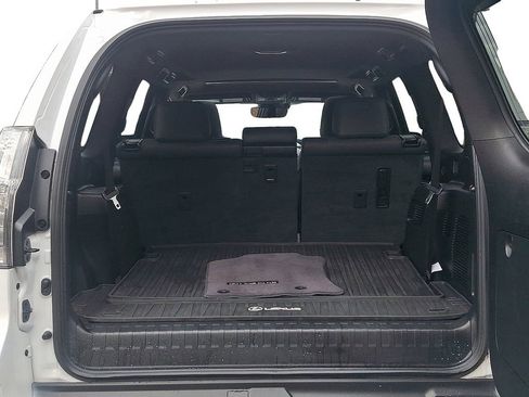 Used 2023 Lexus GX 460 Premium image 28