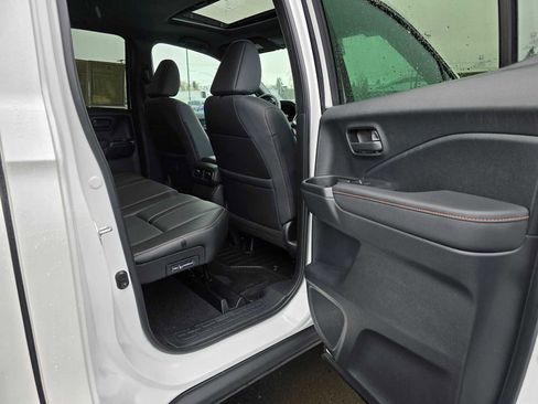 Certified 2024 Honda Ridgeline TrailSport image 15