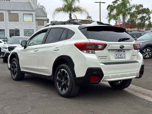 Certified 2022 Subaru Crosstrek 2.0i Premium w/ Popular Package #3 image 6