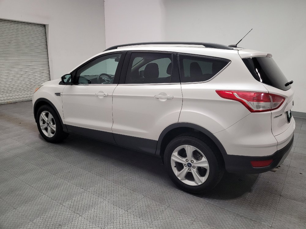 Used 2015 Ford Escape SE w/ Equipment Group 201A AWD/4WD image 3