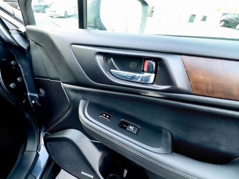 Used 2017 Subaru Outback 3.6R Limited image 48
