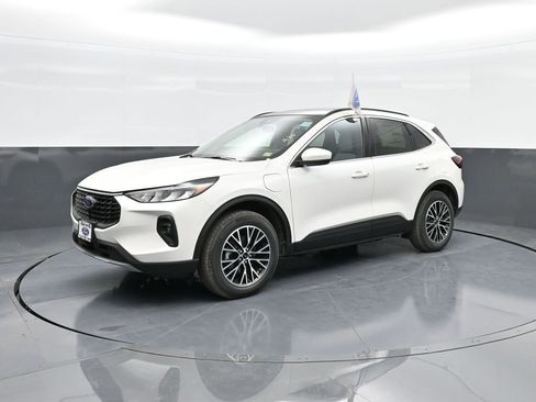 New 2025 Ford Escape SE FWD image 4