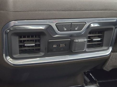 Used 2022 GMC Sierra 2500 Denali image 42