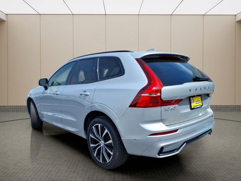 Used 2023 Volvo XC60 B5 Plus w/ Climate Package AWD/4WD image 13