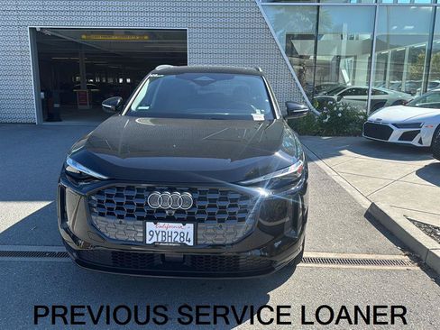 Used 2025 Audi Q5 Premium w/ Convenience Package AWD/4WD image 2