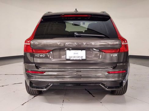 New 2025 Volvo XC60 T8 Plus w/ Protection Package Premier AWD/4WD image 10