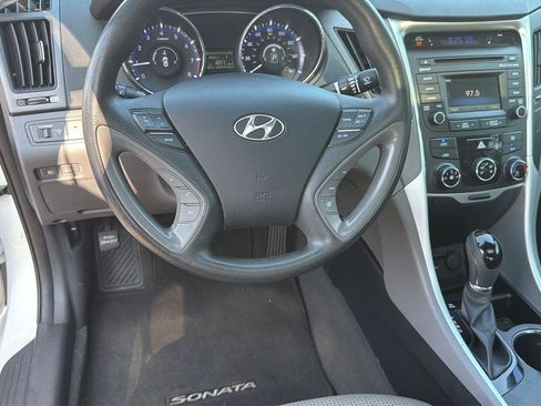 Used 2014 Hyundai Sonata GLS w/ Popular Equipment Group 2 FWD image 15