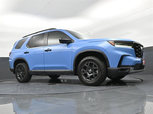 Used 2023 Honda Pilot TrailSport image 33