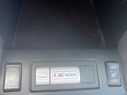 Used 2018 Subaru Forester 2.5i Premium AWD/4WD image 18