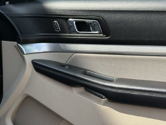 Used 2018 Ford Explorer FWD image 24