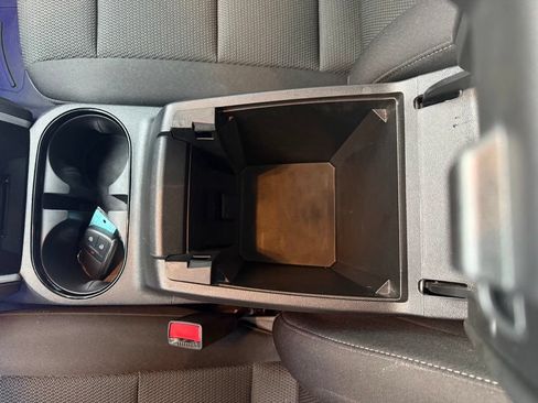 Used 2024 Chevrolet Colorado LT w/ LT Convenience Package RWD image 37