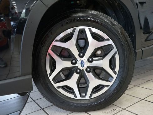 Used 2023 Subaru Forester Premium AWD/4WD image 50