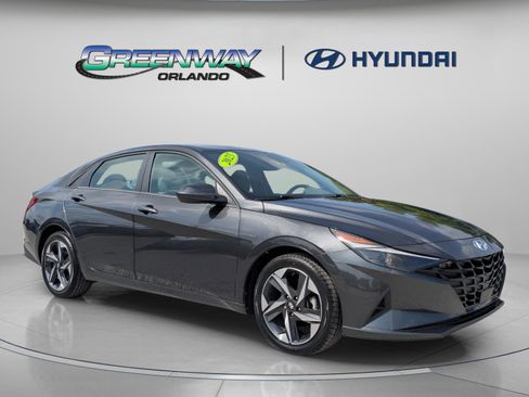 Certified 2023 Hyundai Elantra SEL w/ Convenience Package FWD image 2