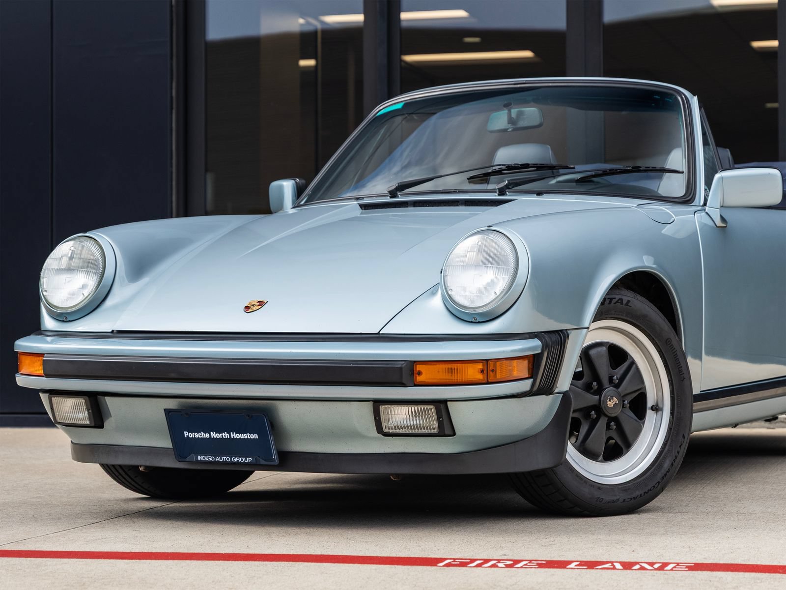 Used 1988 Porsche 911 Carrera RWD image 7