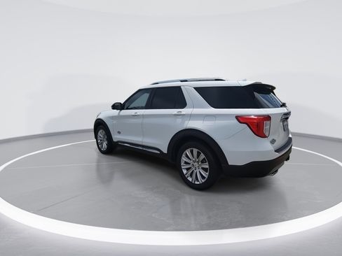 Used 2021 Ford Explorer King Ranch w/ Premium Technology Package RWD image 6