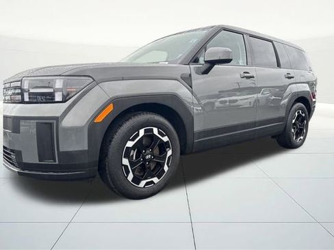 Certified 2025 Hyundai Santa Fe SE image 1