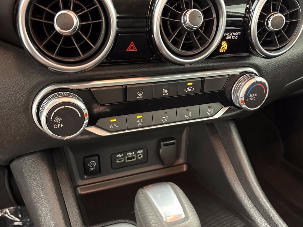 Used 2024 Nissan Sentra SV FWD image 39