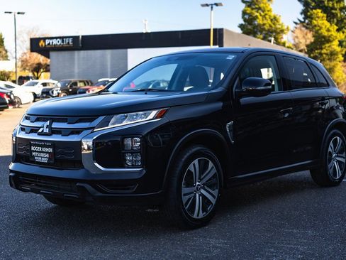 Used 2024 Mitsubishi Outlander Sport SE AWD/4WD image 4