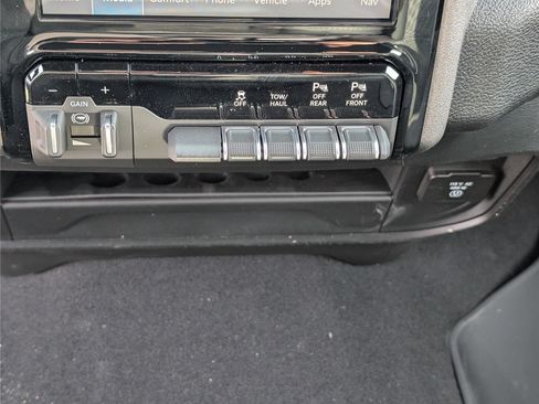 New 2026 RAM 3500 Tradesman AWD/4WD image 21