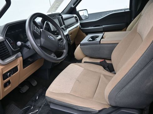 Used 2023 Ford F150 XLT image 12