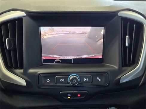 Used 2022 GMC Terrain SLE w/ Elevation Edition image 19