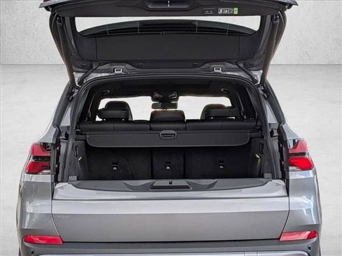 Used 2026 BMW X5 xDrive50e AWD/4WD image 19