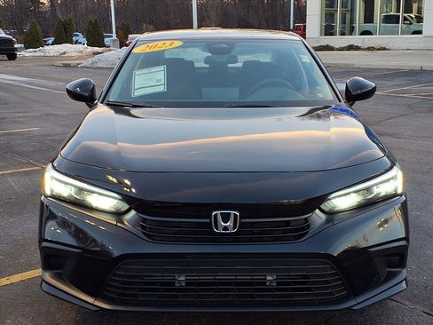 Used 2023 Honda Civic LX image 2