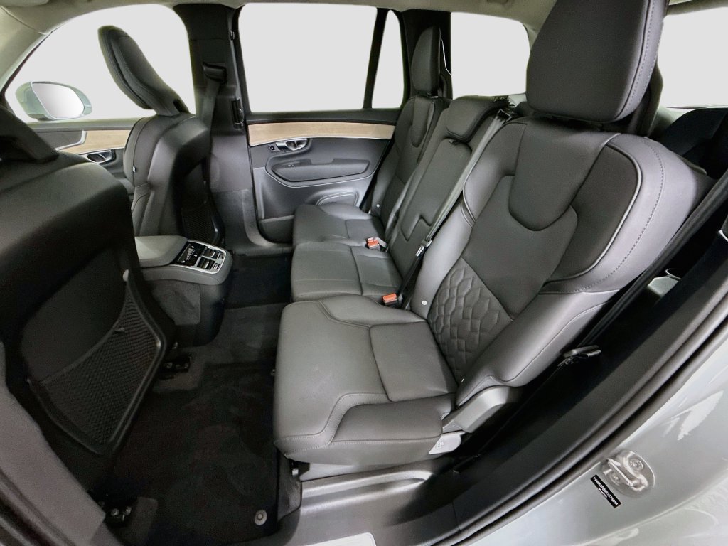Used 2025 Volvo XC90 B6 Plus AWD/4WD image 24