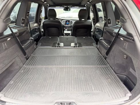 Used 2025 Volvo XC90 B6 Ultra w/ Protection Package AWD/4WD image 29
