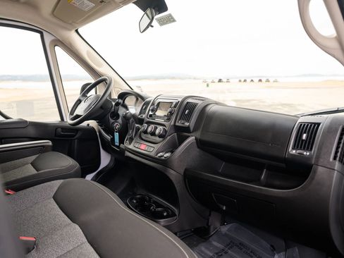 Used 2018 RAM ProMaster 2500 image 33