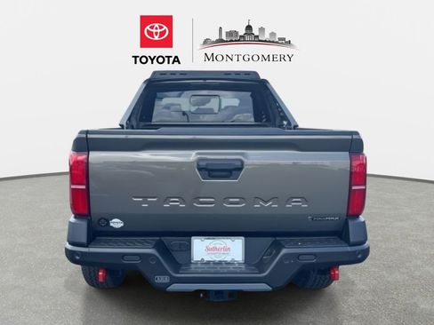 New 2025 Toyota Tacoma Trailhunter image 5