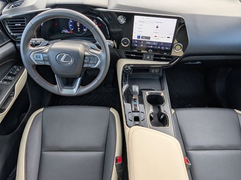 Used 2023 Lexus NX 250 FWD image 6