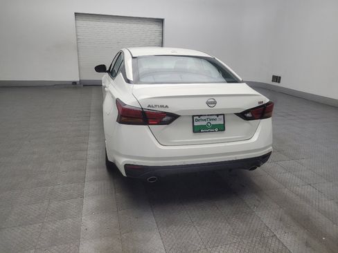 Used 2025 Nissan Altima 2.5 SR FWD image 6