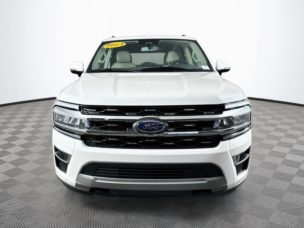 Used 2023 Ford Expedition Limited AWD/4WD image 4