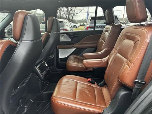 Used 2021 Lincoln Aviator Reserve w/ Equipment Group 201A image 25