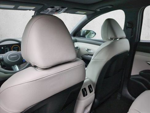 New 2026 Hyundai Tucson Limited FWD image 16