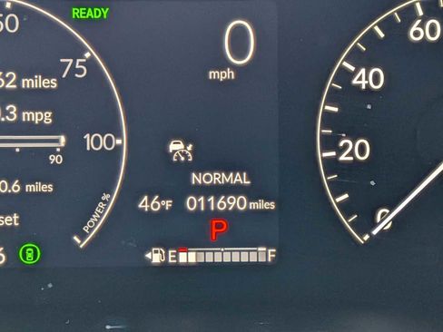 Used 2025 Honda CR-V Sport Touring image 32