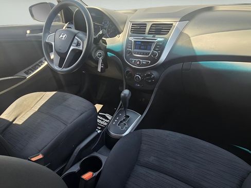 Used 2017 Hyundai Accent SE FWD image 13
